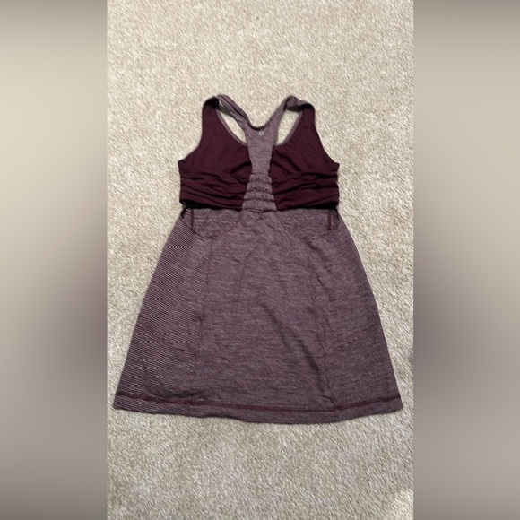 SOLD ON EBAY Lululemon sz 6 tank with attached bra - Picture 2 of 2